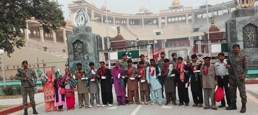 India releases 13 Pakistani prisoners including two women, girl