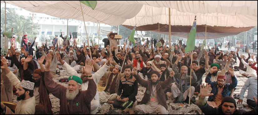 TLYRA protest enters sixth day with call for Rana Sanaullah resignation