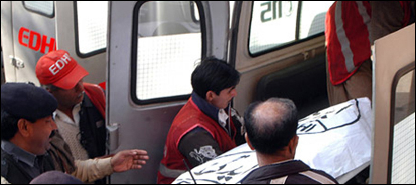 Four people die as car rams into rickshaw in Kasur