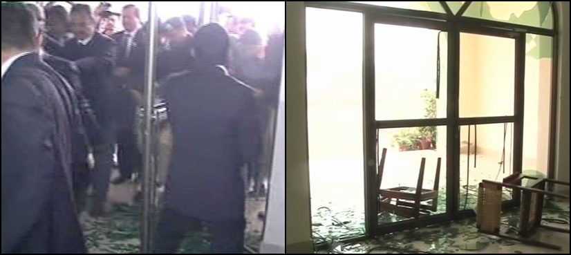 Lawyers go on rampage in Multan, vandalize new judicial complex