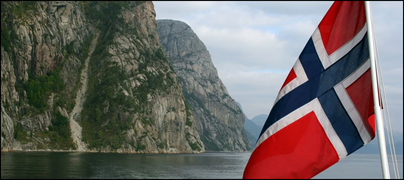 Norway plans third vaccine dose for all adults, "corona passes"