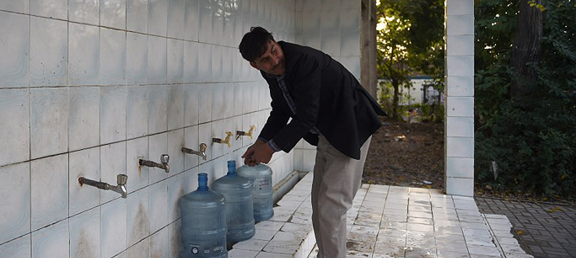 Pakistan's water is not only contaminated - it is becoming scarce