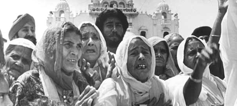 India orders fresh inquiry into 1984 Sikh massacre