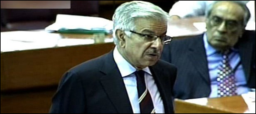 Khawaja Asif hits back at Imran Khan over anti-parliament comments