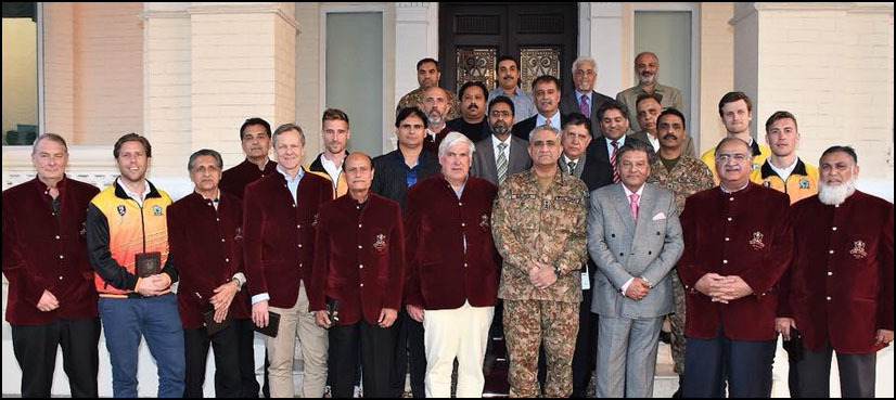 Gen Bajwa meets World XI hockey players