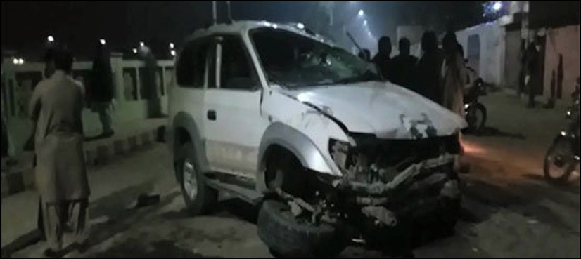 Two dead as SHO crashes car into pedestrians in Larkana