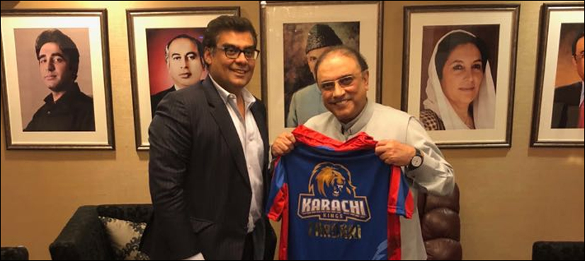 Salman Iqbal presents Karachi Kings official jersey to Zardari