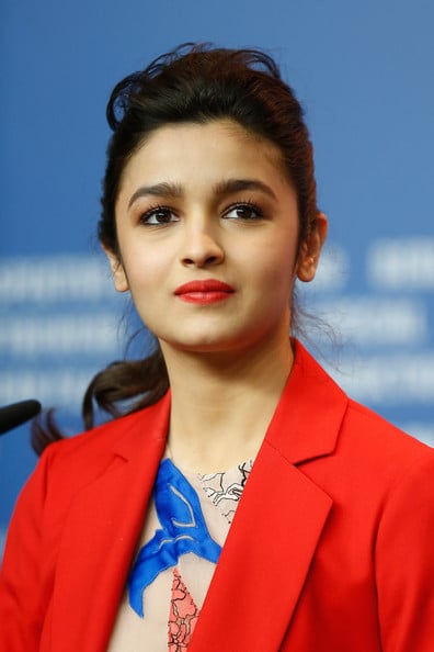Alia Bhatt injures herself shooting action sequence in Bulgaria