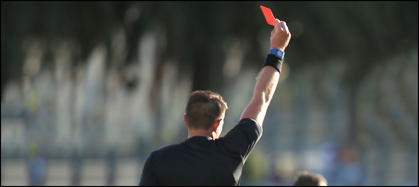Syrian club president punches referee during match