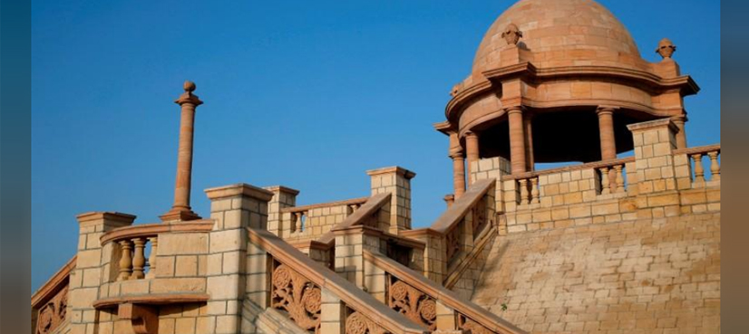 Karachi's crumbling architectural heritage