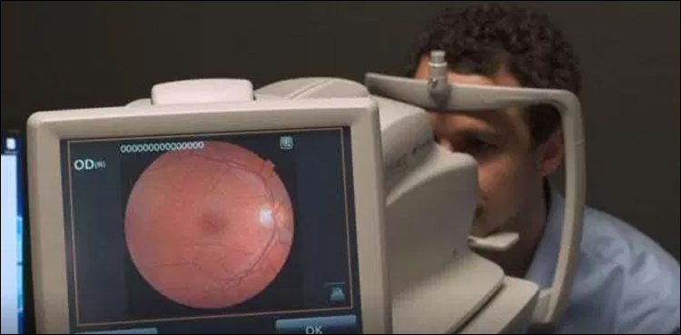 US approves artificial-intelligence device for diabetic eye problems
