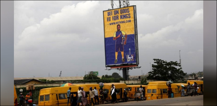 Online betting firms gamble on soccer-mad Nigeria