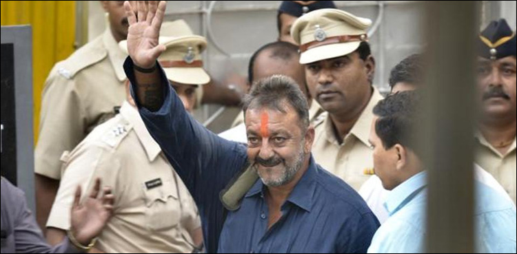 Sanjay Dutt ate insects in jail