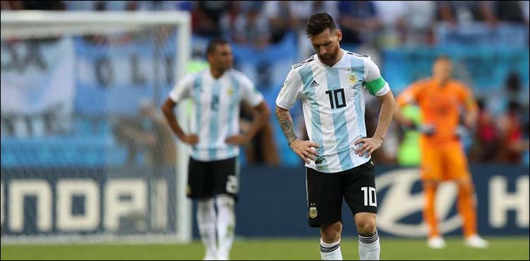 Messi out injured as Argentina seek to seal World Cup place