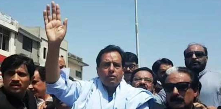 3 cases filed against Safdar, other PML-N leaders over Rawalpindi rally