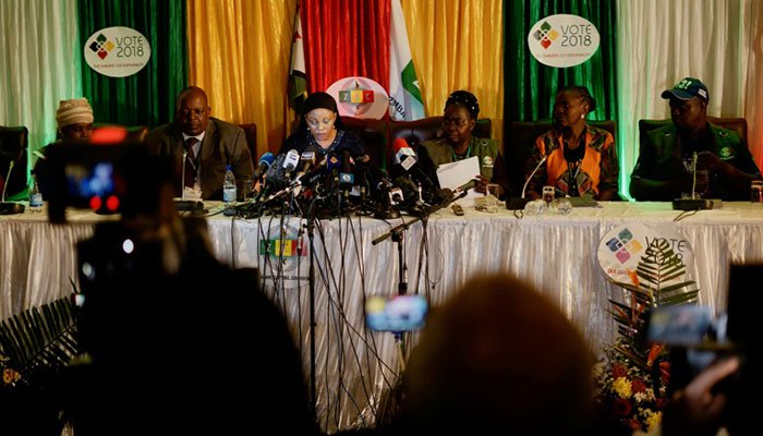 Emmerson Mnangagwa wins Zimbabwe's first post-Mugabe election