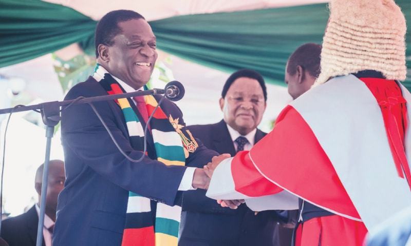 Mnangagwa finally takes oath as president of Zimbabwe