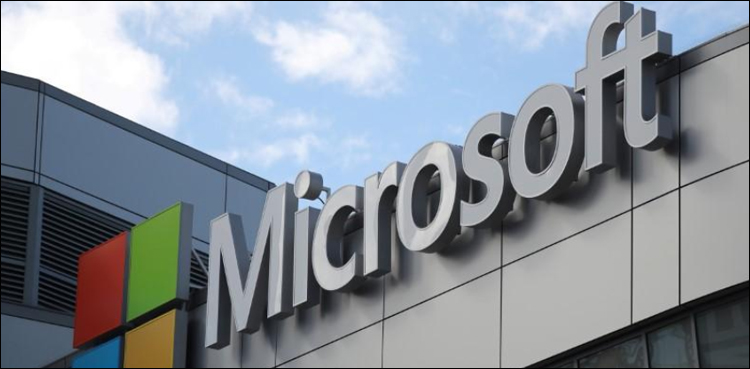 Microsoft's market value overtakes Apple's to close out week