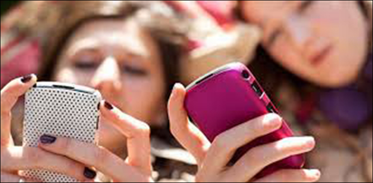 Teenagers are now taking steps to limit social media use: Study