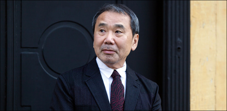 Murakami delights fans with radio show debut