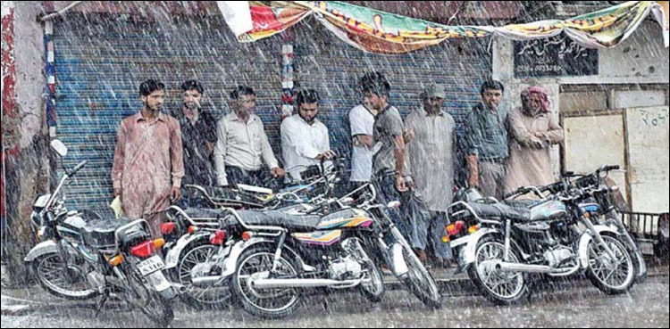 Islamabad, Rawalpindi receive heavy downpour