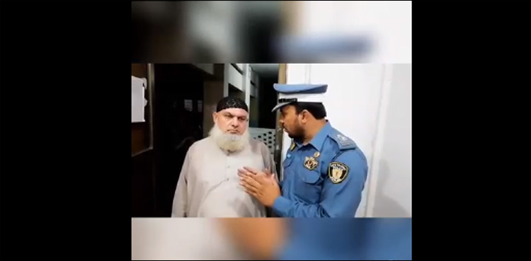 Police arrest 55-year-old biker for one-wheeling in Gujranwala