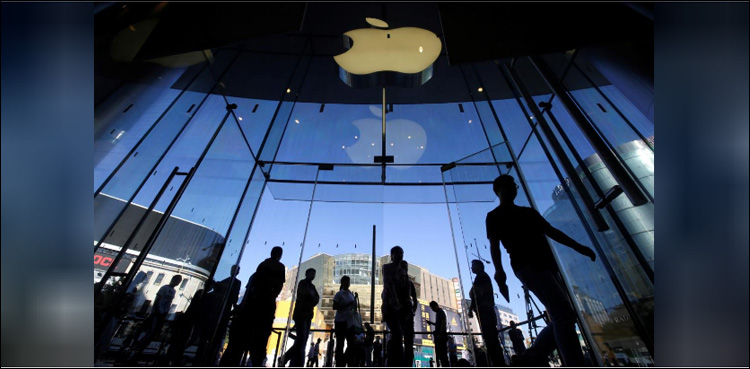 Apple expected to unveil iPads with facial recognition