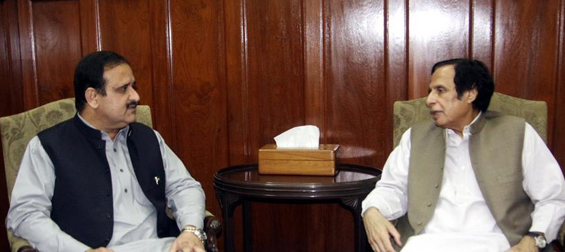 CM Punjab meets Pervaiz Elahi, discusses matters of mutual interest