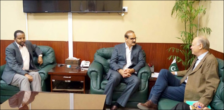 Pakistan reaffirms commitment to polio eradication, says health minister