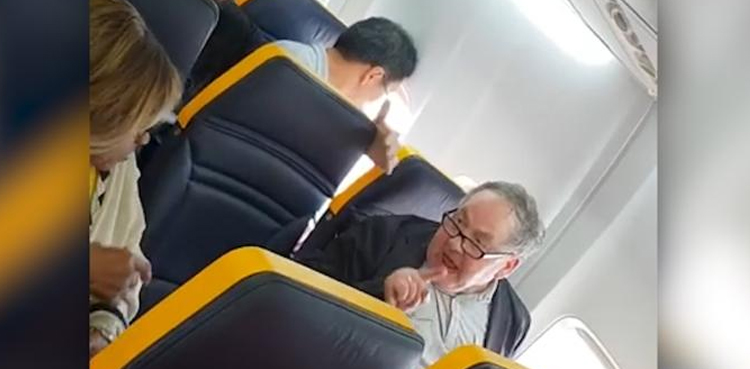 Ryanair passenger racism video prompts police investigation