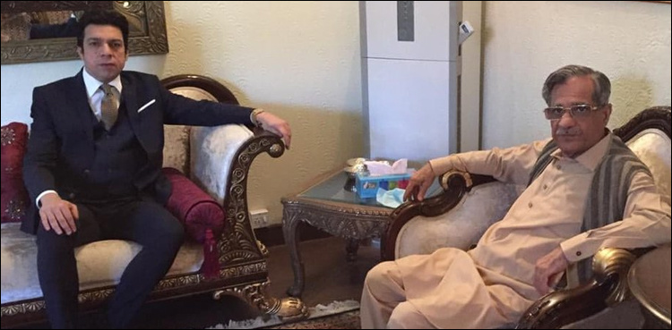 Faisal Vawda meets CJP Saqib Nisar, inquires his health