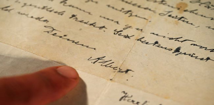 Einstein letter fearing German anti-Semitism sells for $32,000