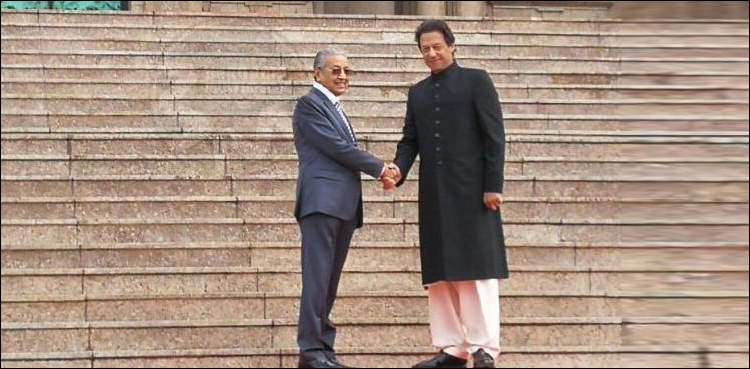 PM Imran invites Mahathir to visit Pakistan on March 23