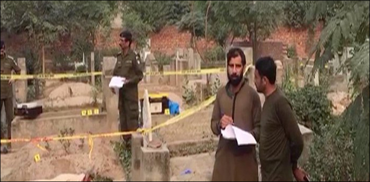 Three bodies and injured girl found from Lahore graveyard