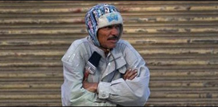 No person be left out without shelter amid cold wave, PM tells Punjab, KP CMs