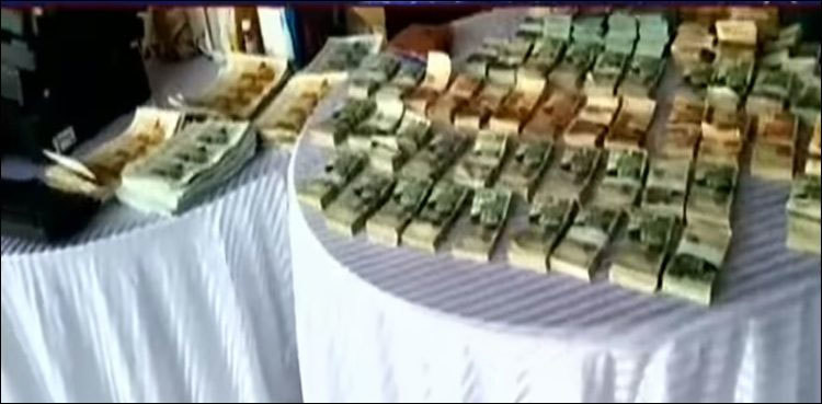 Five held for printing counterfeit currency in Peshawar, Jhang