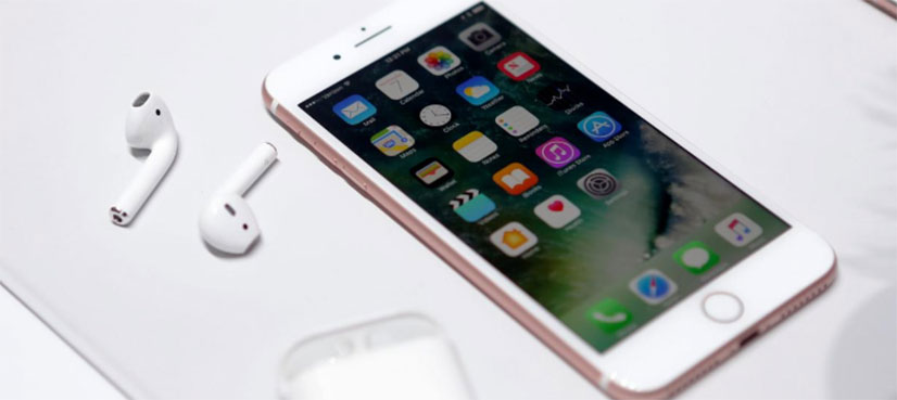 Apple loses more ground in smartphone market