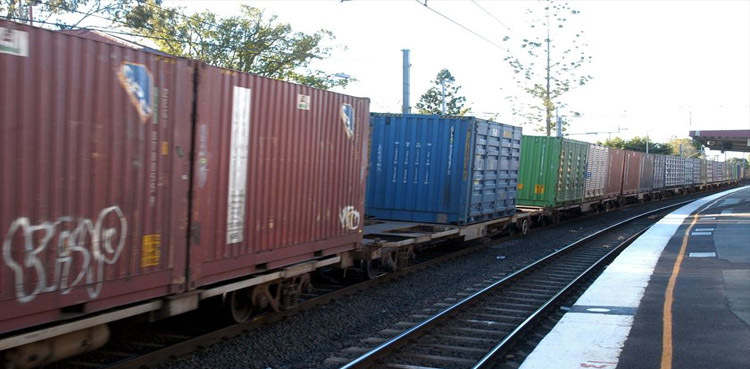 Pakistan Railways slashes cargo train fares