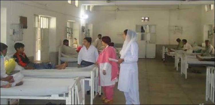 Two nurses suspended for scuffling at Peshawar hospital's emergency ward