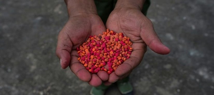 Thai cops kill smuggler in massive meth bust