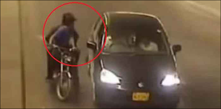 14,051 mobile phones snatched in Karachi this year so far, CM Sindh told