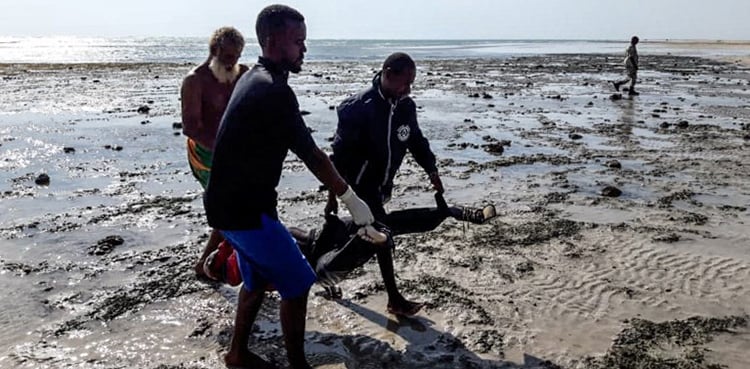 At least 68 dead after migrant boat sinks off Yemen