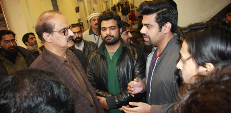 Health minister visits different hospitals in twin cities