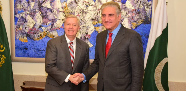 Qureshi, US senator discuss Afghan peace process