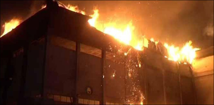 Three injured as fire engulfs eight houses at Benazir University in Upper Dir
