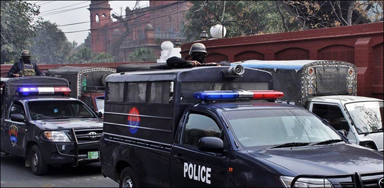 Two suspected robbers shot dead in Sheikhupura 'shootout'