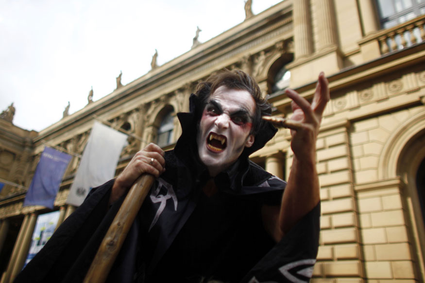 Russia 'vampire killer' faked papers to work as doctor