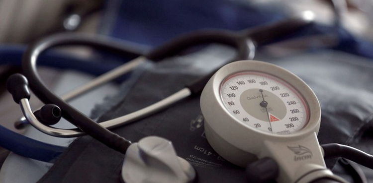 When diagnosing a patient's ills, there's strength in numbers