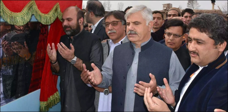 KP CM inaugurates 32-km gas supply line in Peshawar