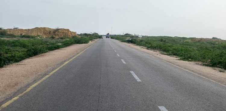 SHC seeks reply on leaving Gharo-Keti Bunder Road incomplete